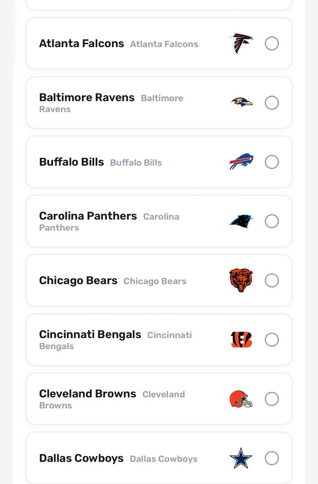 Season question screen — picking the Super Bowl champion from all 32 NFL teams